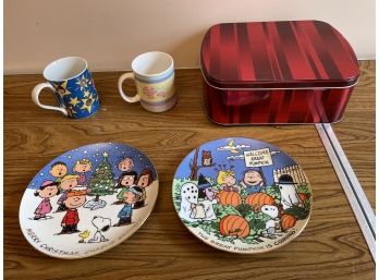 Lot Of Charlie Brown Great Pumpkin Plate, Charlie Brown Christmas Plate 2 Cups And A Cookie Tin