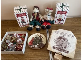 Christmas Lot: House Of Lloyd Christmas Around The World Dolls Edwin Knowles China Christmas Plate Ornaments