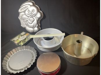 Bakers Delight Lot #2: All Aluminum: Tart Pan, Angel Food Cake Pan, Easter Bunny, Dino Cookie Cutters, Turban