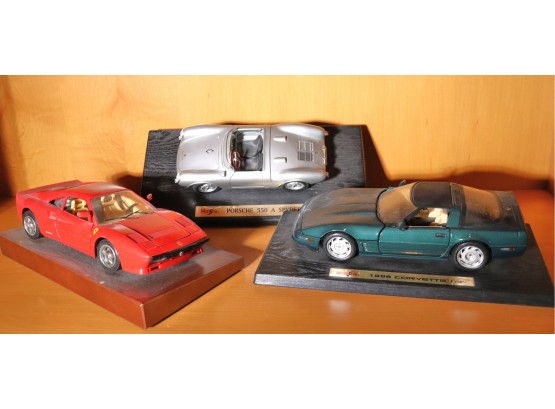 Lot Of 3 Model Cars With Maisto Porsche 550 A Spyder, 1998 Corvette Coupe, And Wago Ferrari GTO 1984.