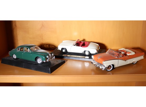 Lot Of 3 Vintage Collectable Model Cars With 1956 Ford,Maisto Mercedes Benz1955, & Maisto Jaguar,1959