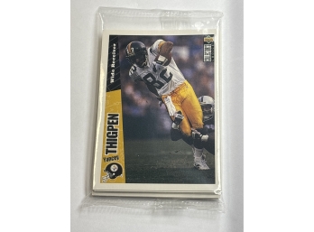 FACTORY SEALED 1996 UPPER DECK COLLECTORS CHOICE NFL PACK