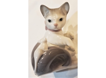 Lladro Sculpture Kitten Cat And Mouse #5236 Figurine Spain Porcelain