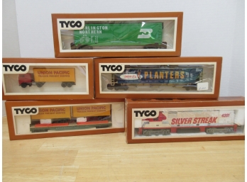 Tyco Silver Streak Locomotive Lot (Box2)