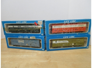 Life Like HO Scale Train Lot (BOX1)