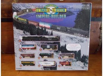 Bachmann 'The Empire Builder' N-Gauge Train Set