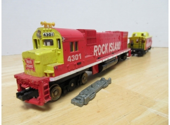 Rock Island Diesel And Caboose (BOX4)