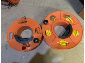 2 Extension Cords In Manual Roll Up Wheels