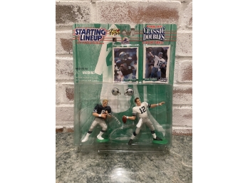Starting Lineup Classic Doubles Troy Aikman Roger Staubach