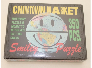 NEW IN BOX  Chinatown Market 350 Pcs Puzzle
