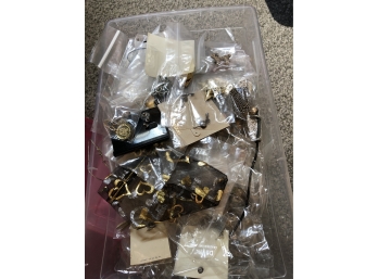 Over 6lbs Of Costume Jewelry - Mostly Vintage Animal Pendants And Pins
