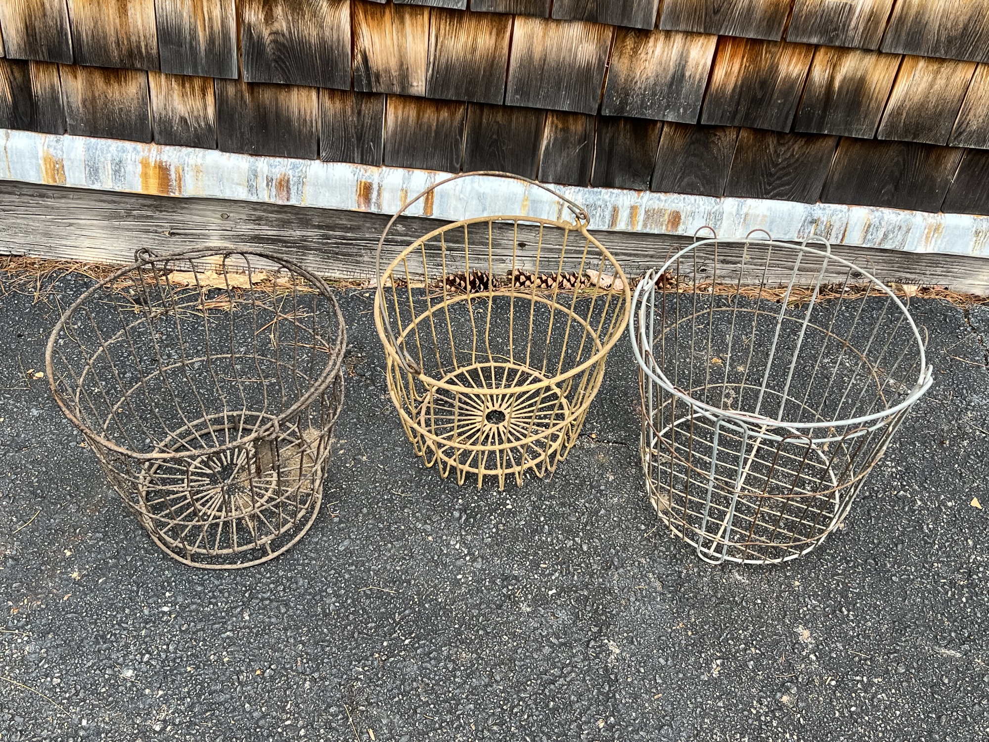 (3) WIRE CLAM / MUSSEL BASKETS