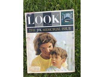 Look Magazine November 17, 1964 Jackie Kennedy John John  Cover JFK Memorial Issue