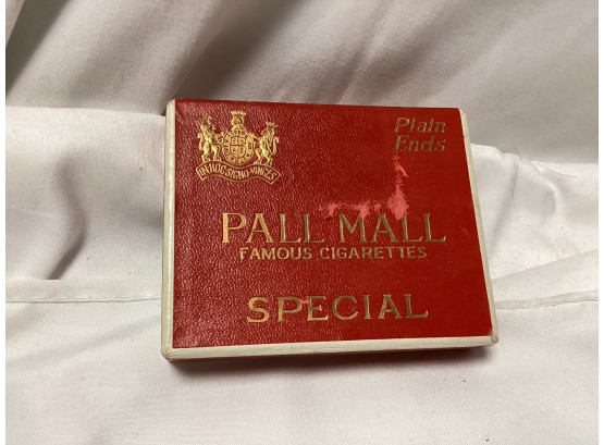 Vintage Pall Mall Famous Cigarettes Holder