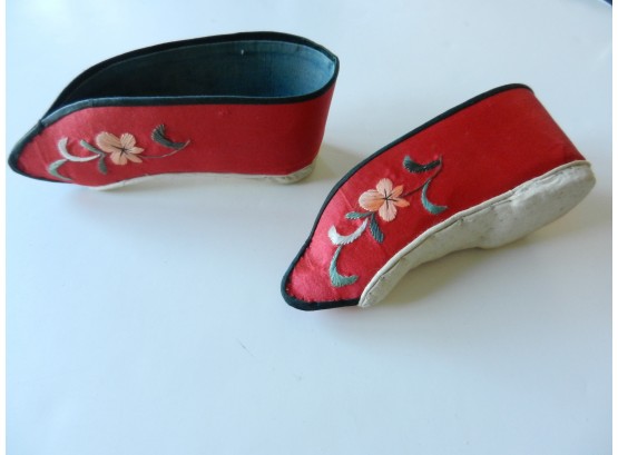 Vintage Chinese Embroidered Red Silk Lotus Foot Shoes  Flowers   (DP79)