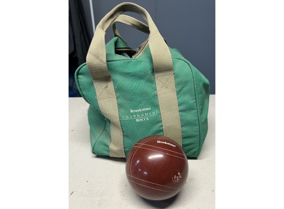 Brookstone Bocce Balls With Travel Bag