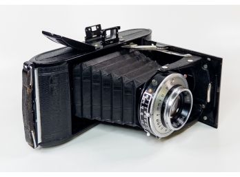 Vintage Voigtlander Bessa Rangefinder Camera - Classic 35mm Film