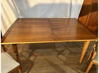Dining Room Table And 4 Chairs (2 Are Captains Chairs) 60x40, A Leaf Is Included.