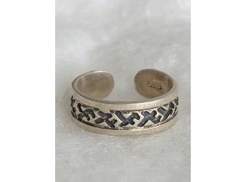 Cute Tribal Pattern Sterling Silver Toe Ring, Marked 925, Open Bottom